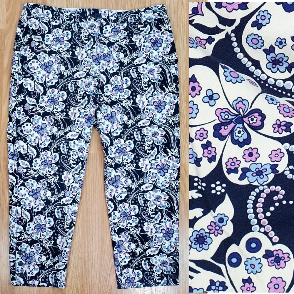 Talbots size 14 perfect crop pants capri navy floral stretch summer boho grandma